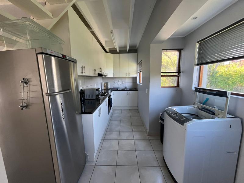 To Let 4 Bedroom Property for Rent in Kingswood Eastern Cape